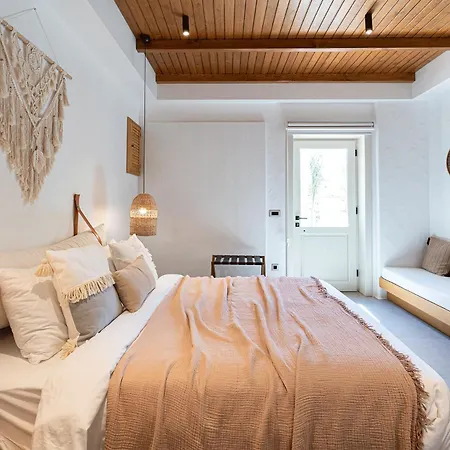 Nomad Boutique - Adults Only * Side