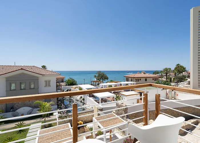 Nomad Boutique - Adults Only Hotel Side