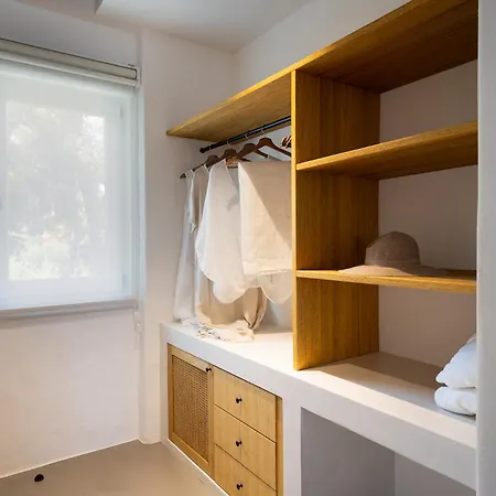 Nomad Boutique - Adults Only * Sidé