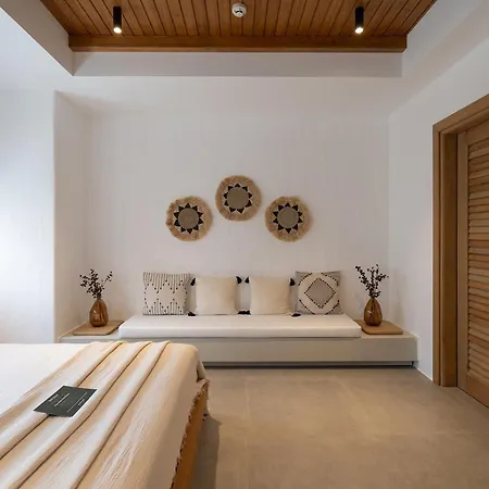 Nomad Boutique - Adults Only Sidé